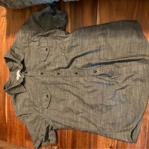 Frye & Co‎ Gray Chambray Short Sleeve Button Up Shirt Men’s M (0756)